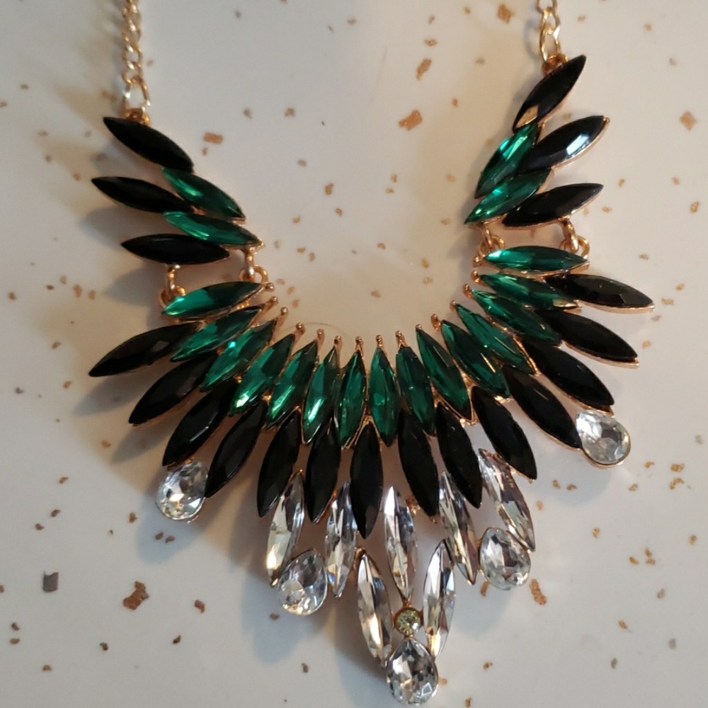 Sparkling Statement Necklace
